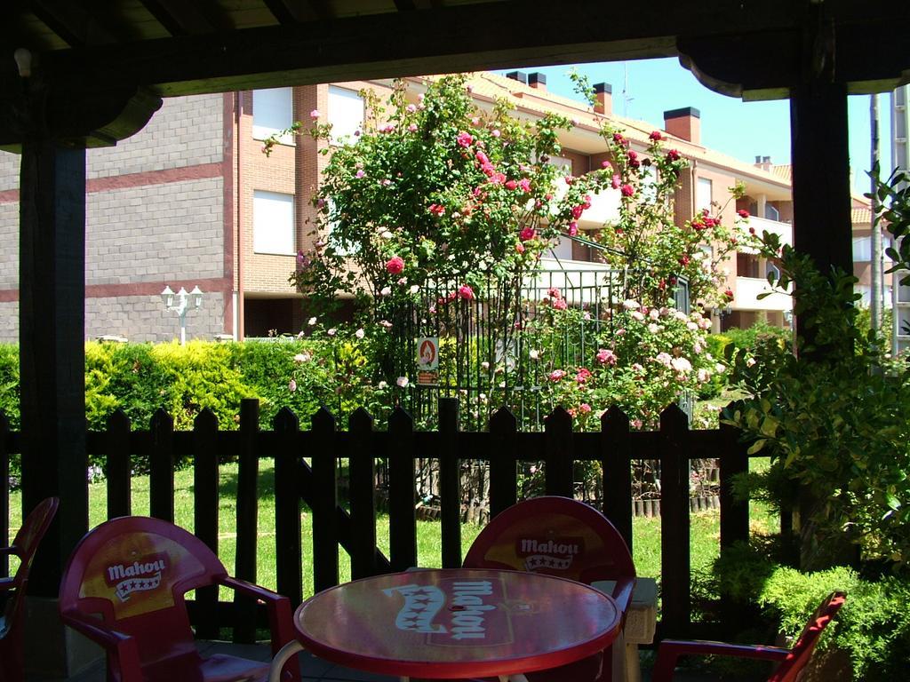 Hostal El Botero Cuzcurrita-Río Tirón Exterior foto